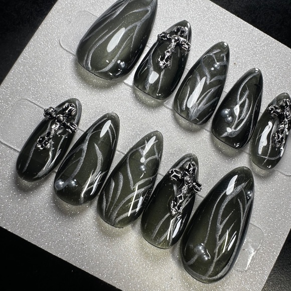 Medium almond sheer black and silver handmade press on nails with crosses - Picture 4 of 7